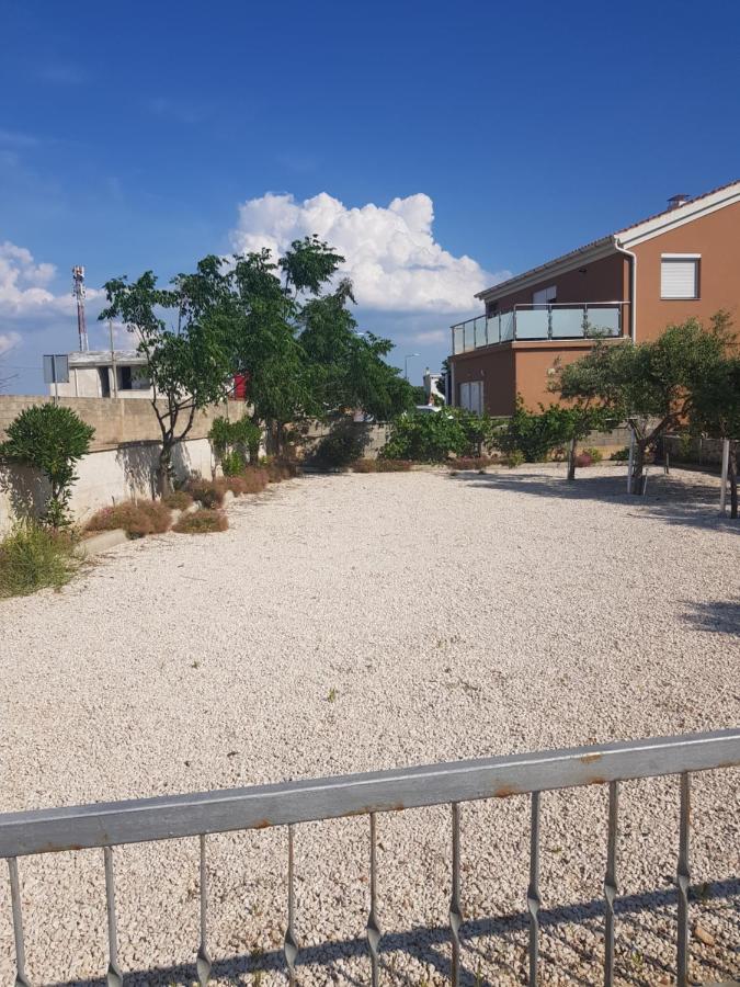 Ferienwohnung Sunrise Vir Exterior foto